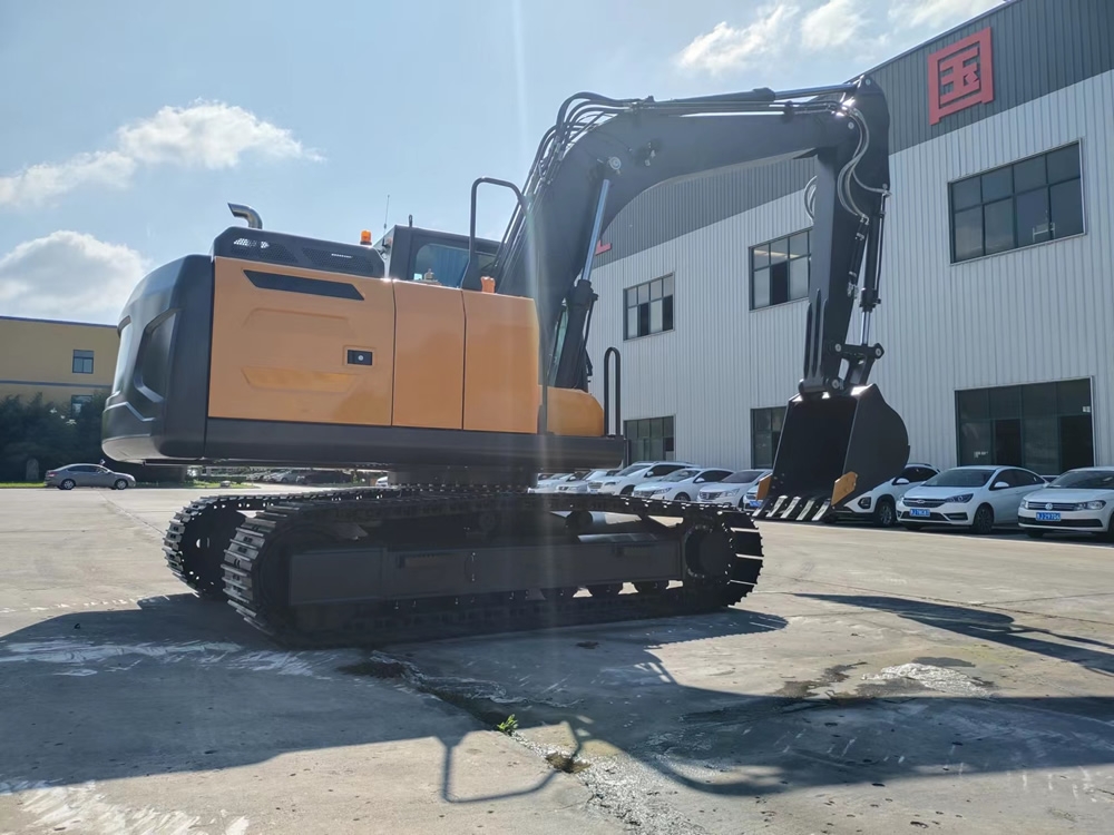 履带式挖掘机BMPC160